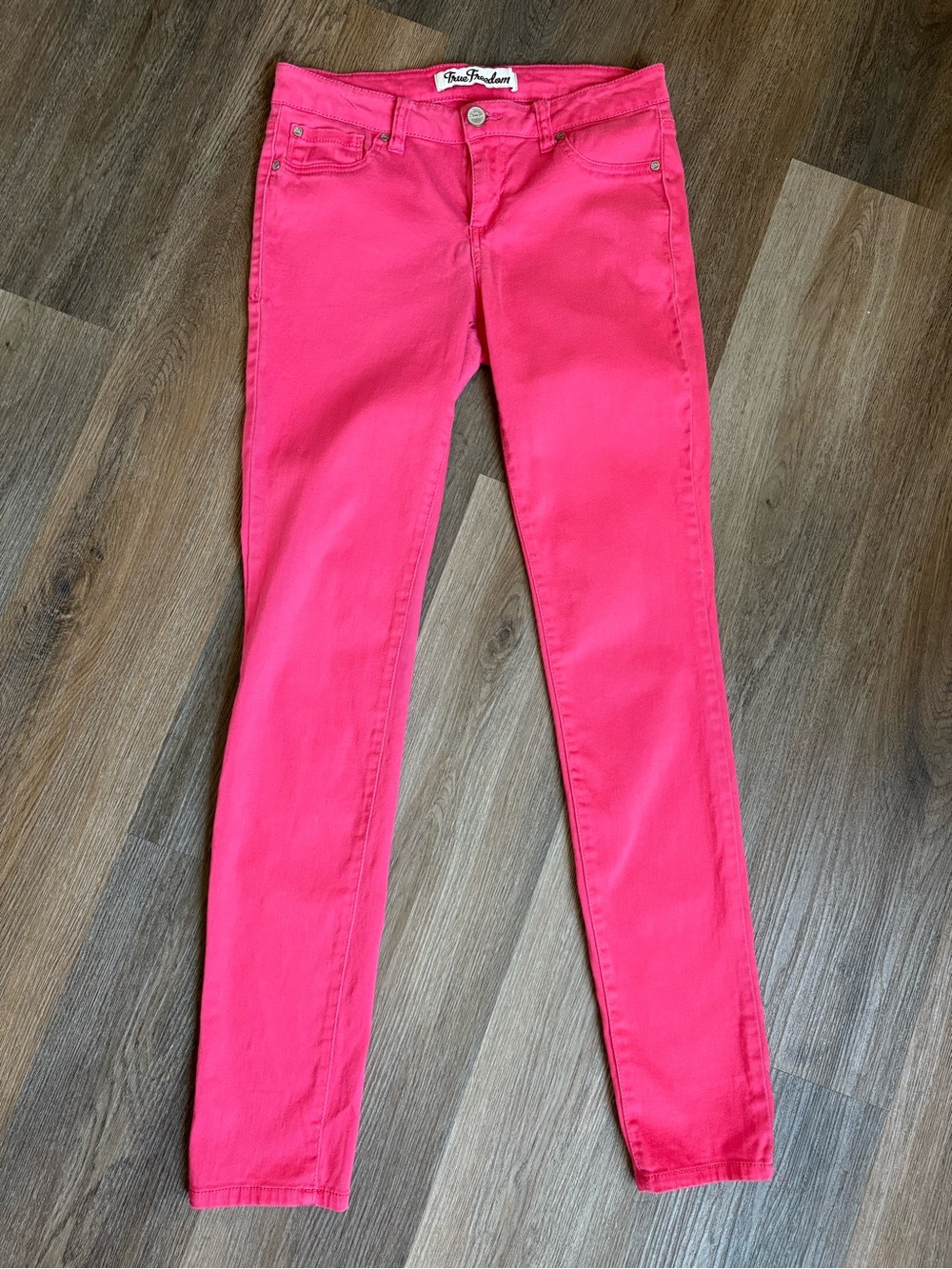 True Freedom Hot Pink Skinny Jeans Juniors Sz 9 Regular